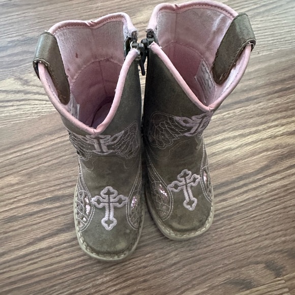 Size 6 toddler twister boots - Picture 3 of 5
